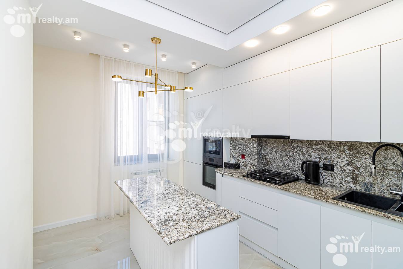 3 bedroom apartment for sale Tolbughin St, Arabkir Yerevan, 141535