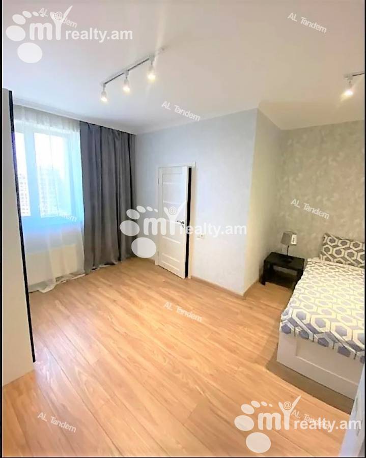 3 bedroom apartment for sale Teryan St, Center Yerevan, 124811