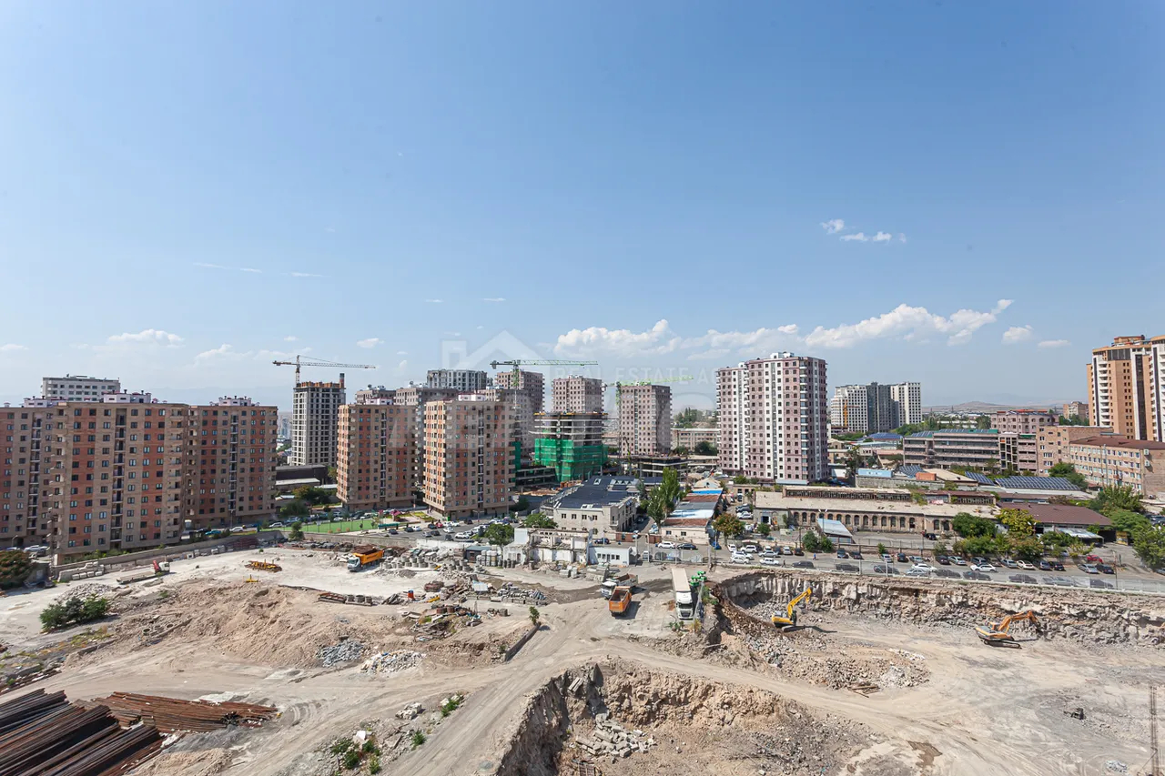 4 bedroom apartment for sale Griboedov St, Arabkir Yerevan, 157675