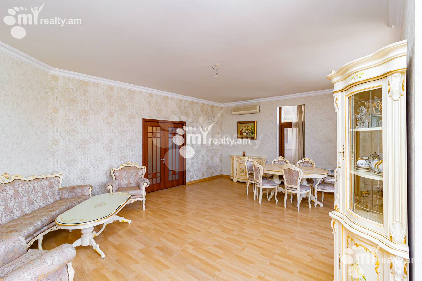 Купить 5 комнатную квартиру Баграмян пр(Кентрон), Центр Ереван, 151292