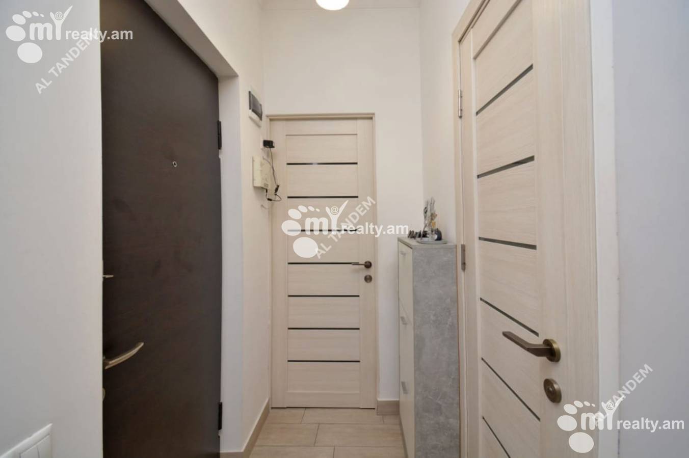 2 bedroom apartment for sale خیابان خانجیان, مرکز شهر ایروان, 159693