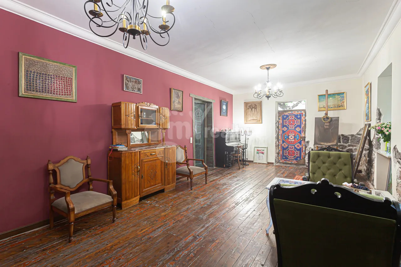House for sale Lusinyants street, Center Yerevan, 160444