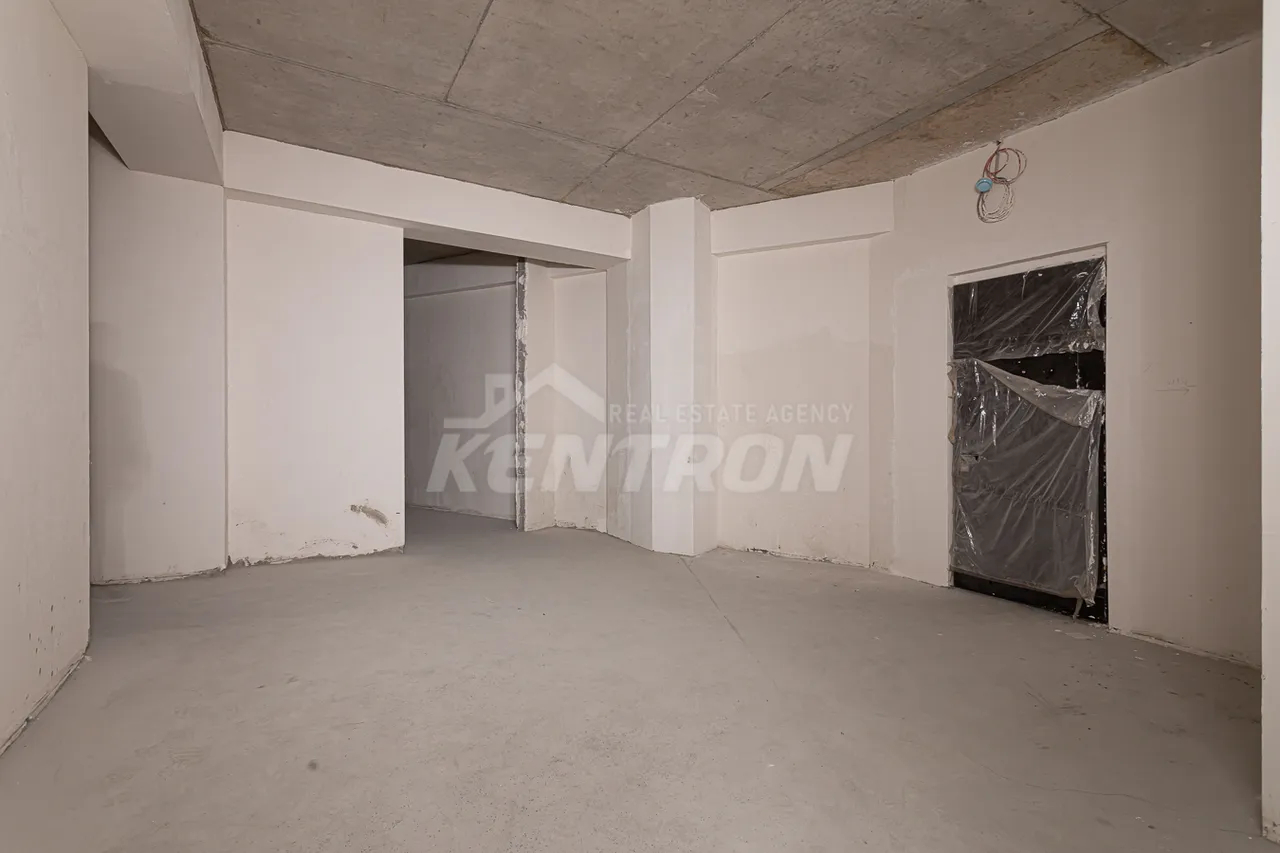 4 bedroom apartment for sale Antarayin St, Center Yerevan, 157612