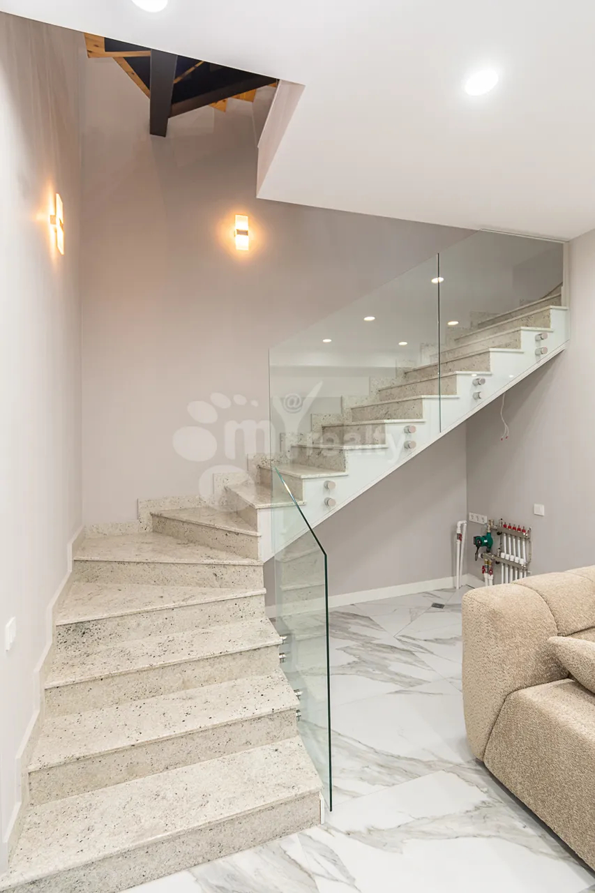 House for sale Arinj, Avan Yerevan, 160139