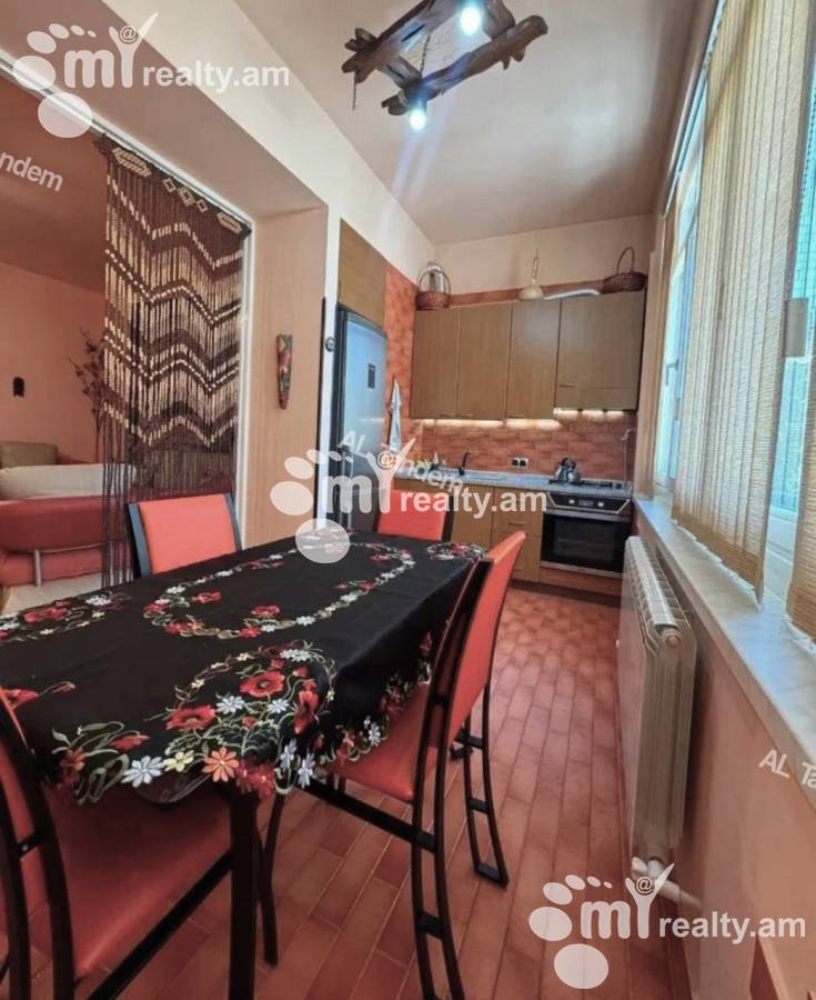 2 bedroom apartment for rent Teryan St, Center Yerevan, 156391