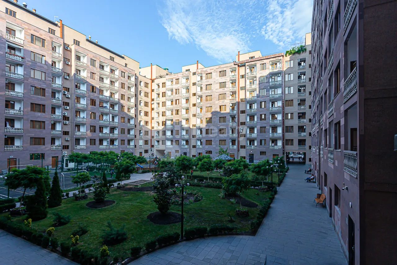 3 bedroom apartment for sale Adonts St, Arabkir Yerevan, 161342