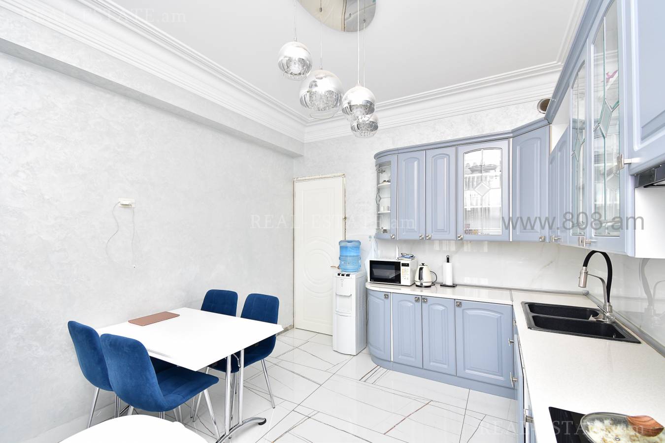 5 bedroom apartment for sale Koghbatsi St, Center Yerevan, 126287