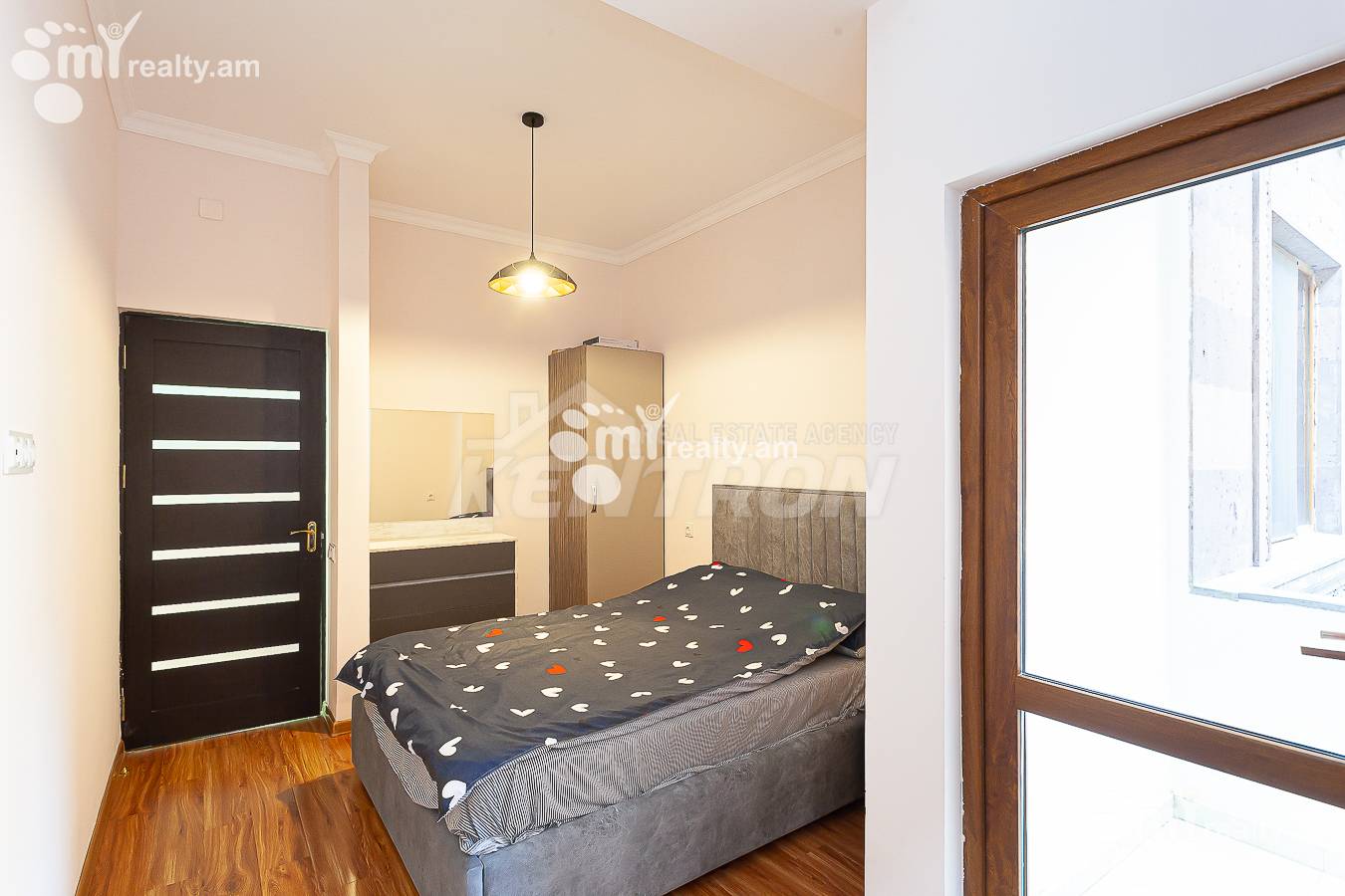 Купить 3 комнатную квартиру Адонц ул, Арабкир Ереван, 104777