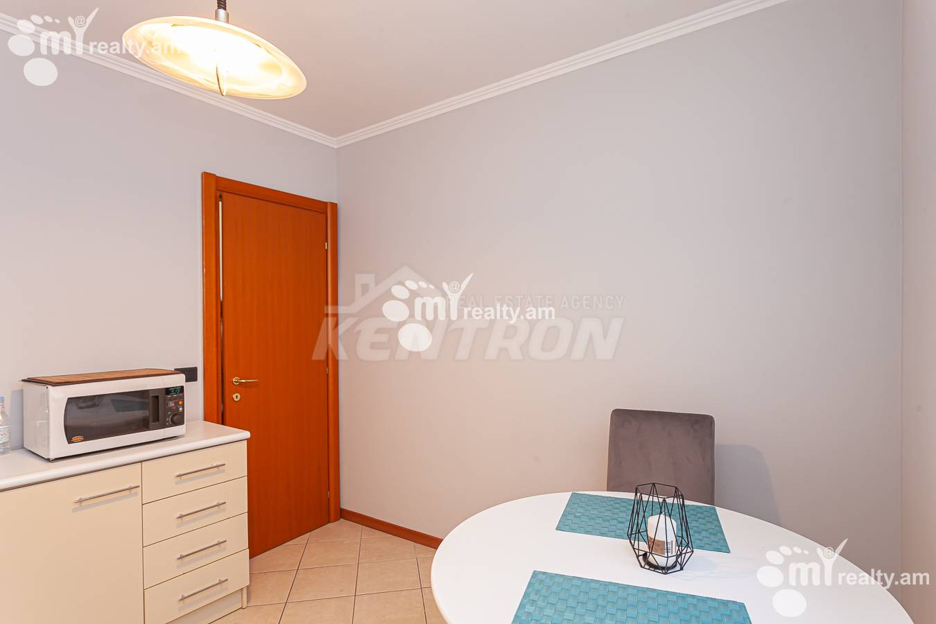 4 bedroom apartment for rent خیابان م. خورِناتسی, مرکز شهر ایروان, 154627