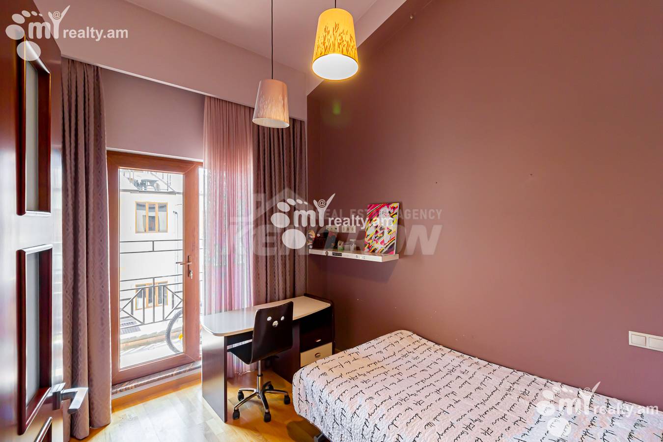 6 սենյականոց բնակարան  Ծարավ Աղբյուրի փող., Ավան Երևան, 152021