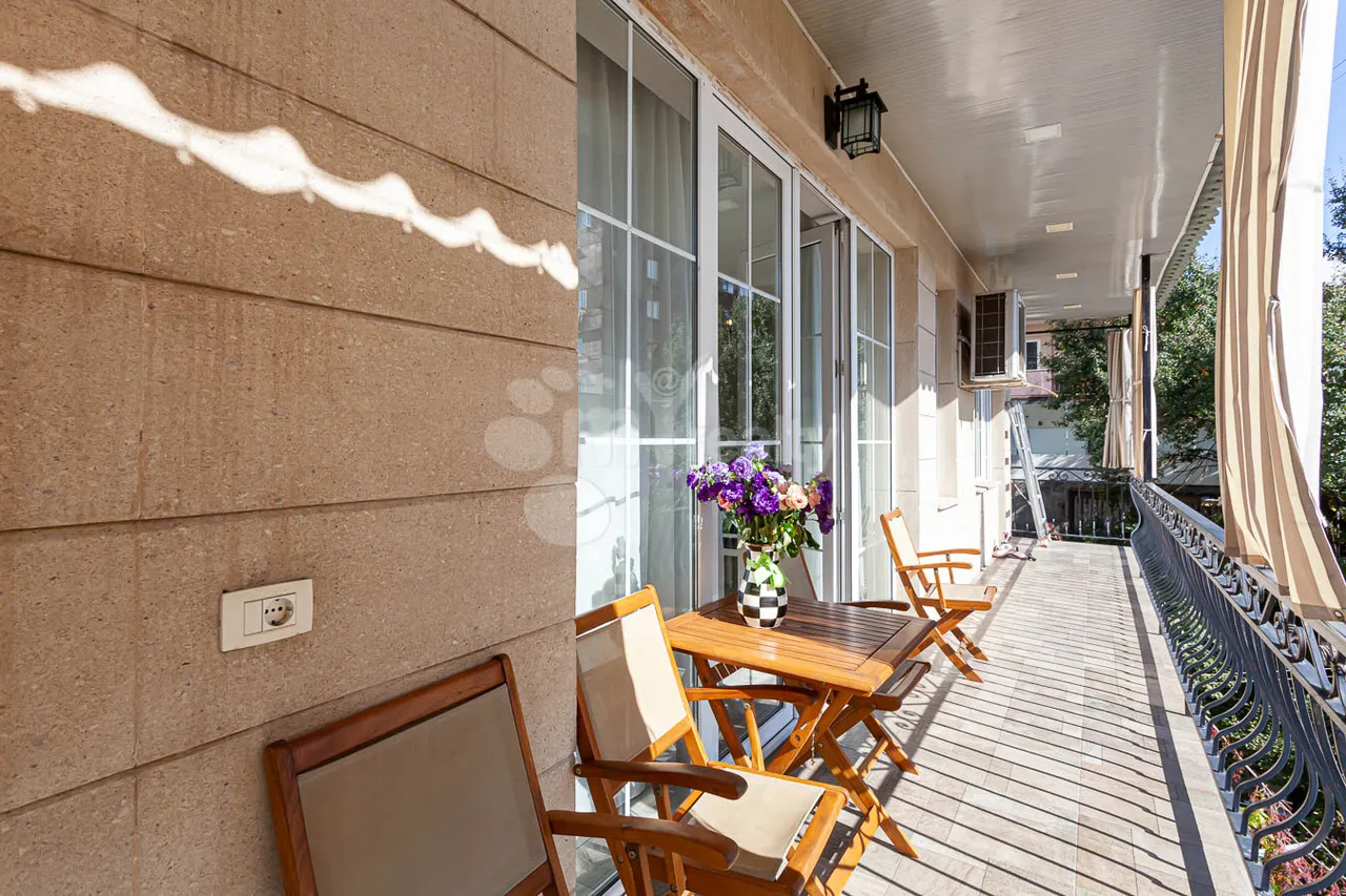 4 սենյականոց բնակարան վարձով Թումանյան 1ին անց, Կենտրոն Երևան, 158987