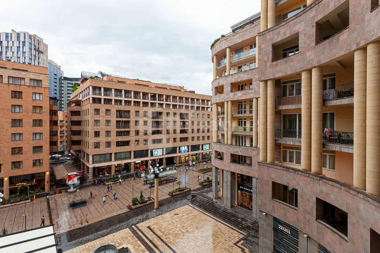 3 bedroom apartment for rent Northern(Hyusisayin)  Ave, Center Yerevan, 158432