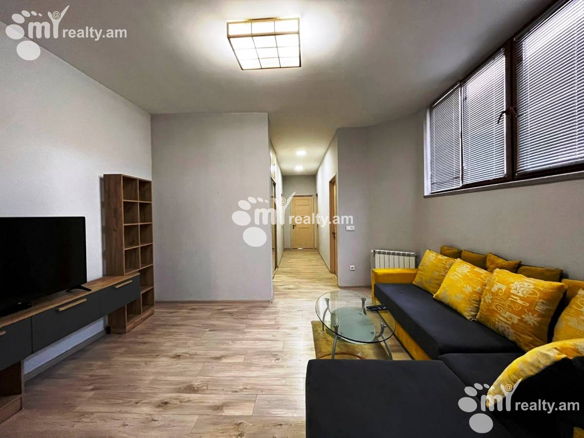 4 bedroom apartment for rent Antarayin St, Center Yerevan, 156196