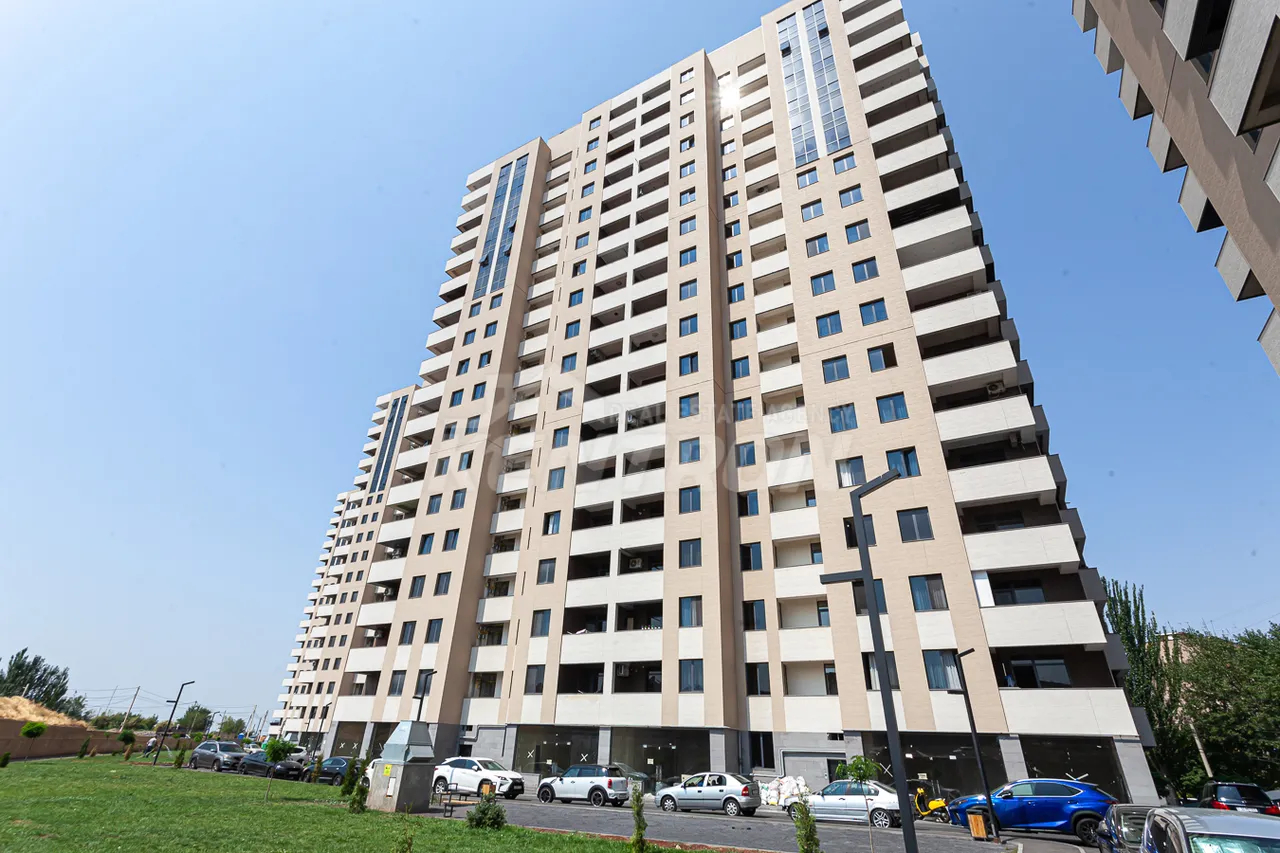 3 bedroom apartment for sale خیابان میکویان, داوتاشِن ایروان, 157184