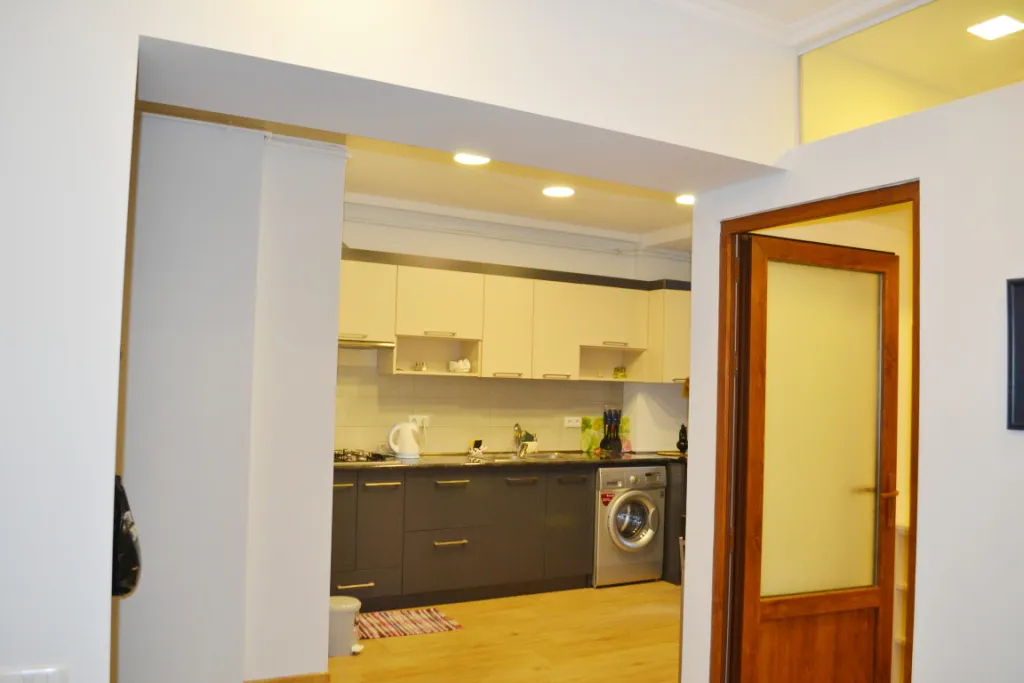 2 bedroom apartment for rent خیابان ساریان, مرکز شهر ایروان, 157334