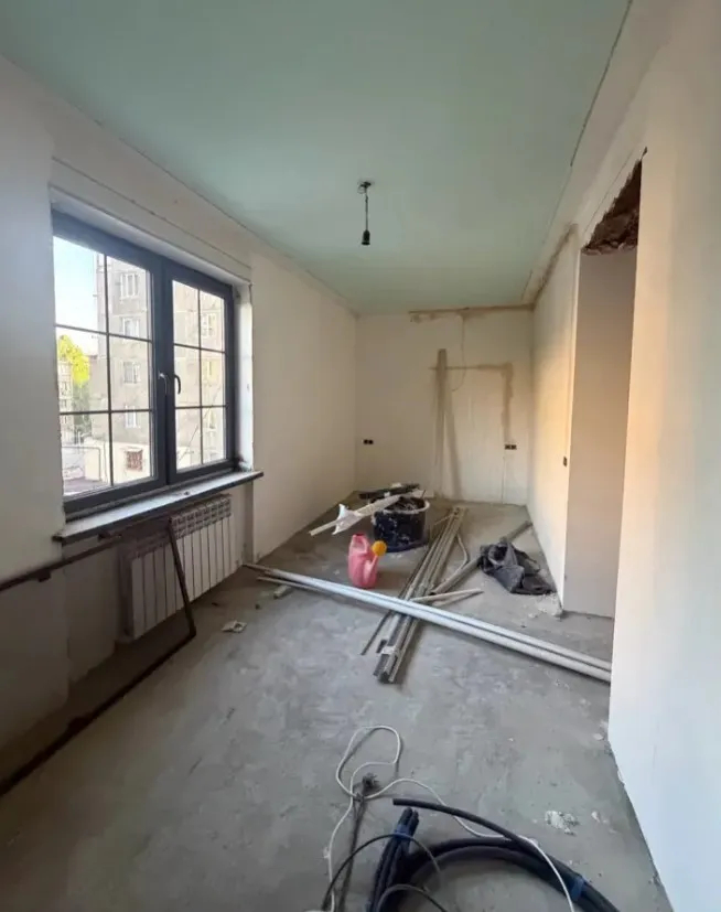 3 bedroom apartment for sale خیابان کومیتاس, عربگیر ایروان, 160809