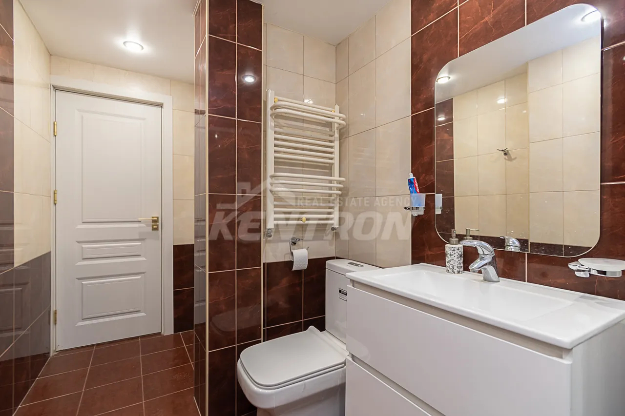 2 սենյականոց բնակարան վարձով Խորենացու փող, Կենտրոն Երևան, 159172