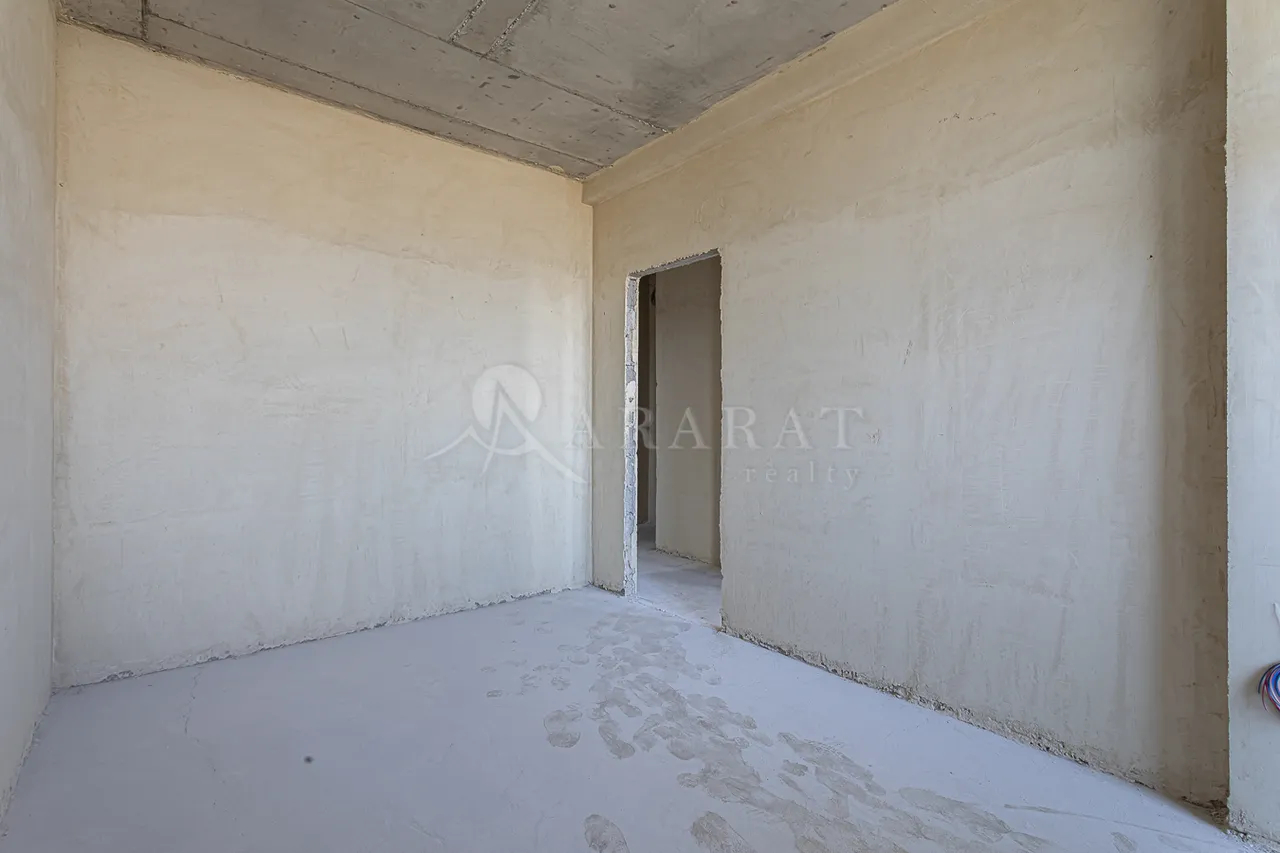 3 bedroom apartment for sale Tsovakal Isakov Ave, Center Yerevan, 157223