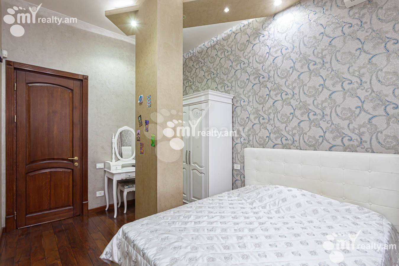 4 սենյականոց բնակարան վարձով Մաշտոցի պող, Կենտրոն Երևան, 153321