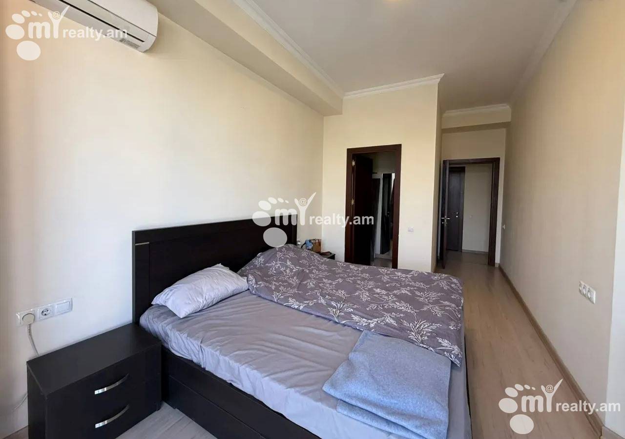 4 bedroom apartment for sale Antarayin St, Center Yerevan, 157117