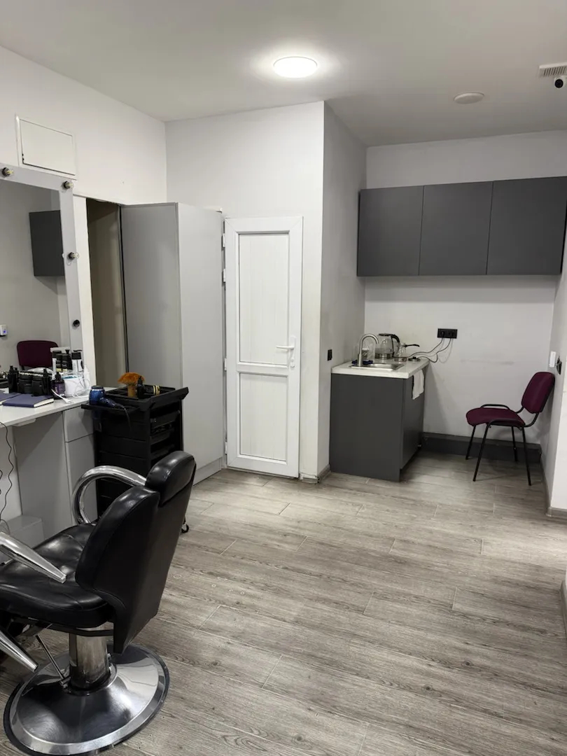 Commercial for sale خیابان تِریان, مرکز شهر ایروان, 158206