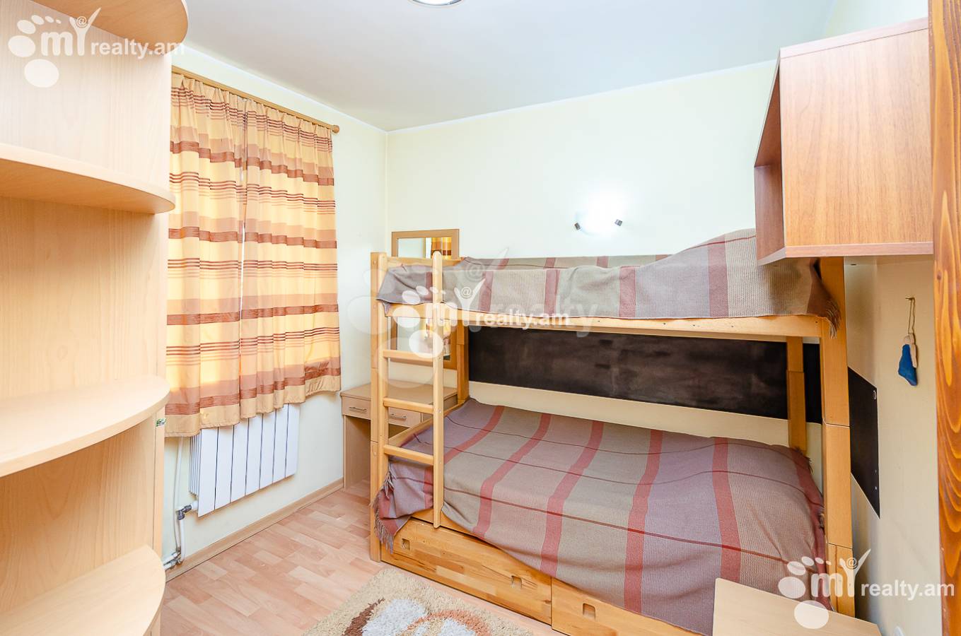 4 bedroom apartment for rent خیابان پوشکین, مرکز شهر ایروان, 151207