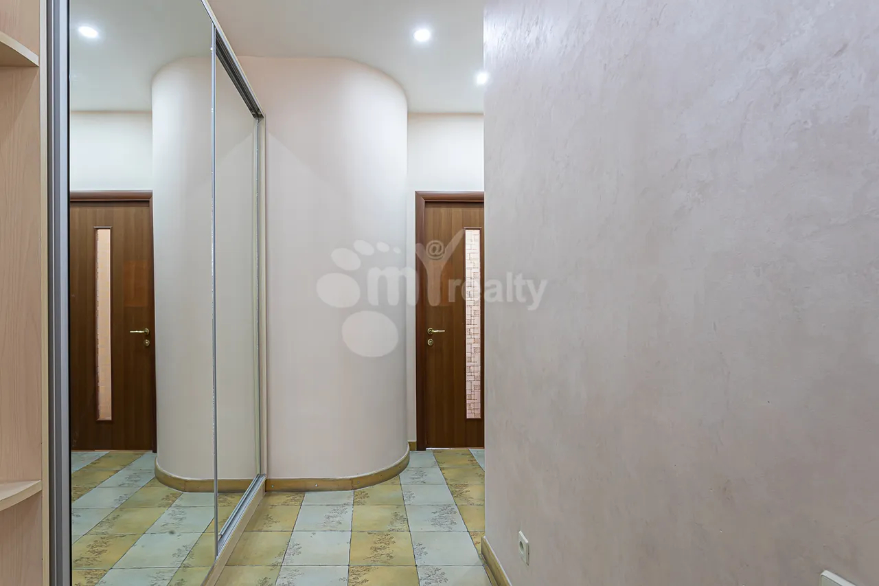 3 bedroom apartment for rent خیابان د. دِمیرچیان, مرکز شهر ایروان, 158777
