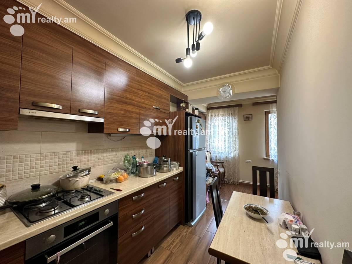 3 bedroom apartment for sale خیابان هر. کوچار, عربگیر ایروان, 159705