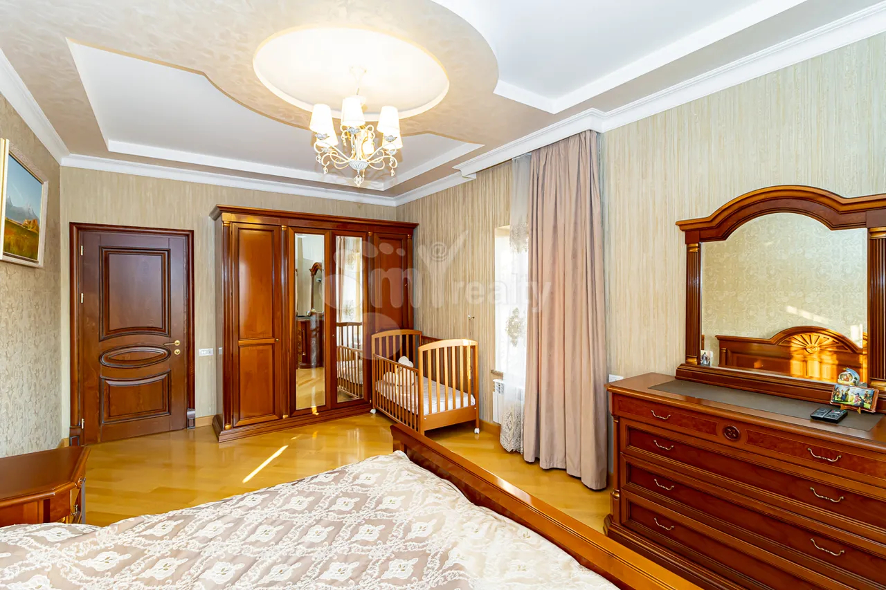 Առանձնատուն  Գ 1 թաղ., Աջափնյակ Երևան, 159068