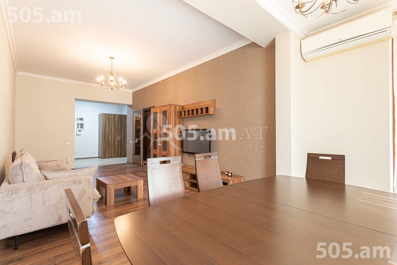 3 bedroom apartment for rent Aram St, Center Yerevan, 156278