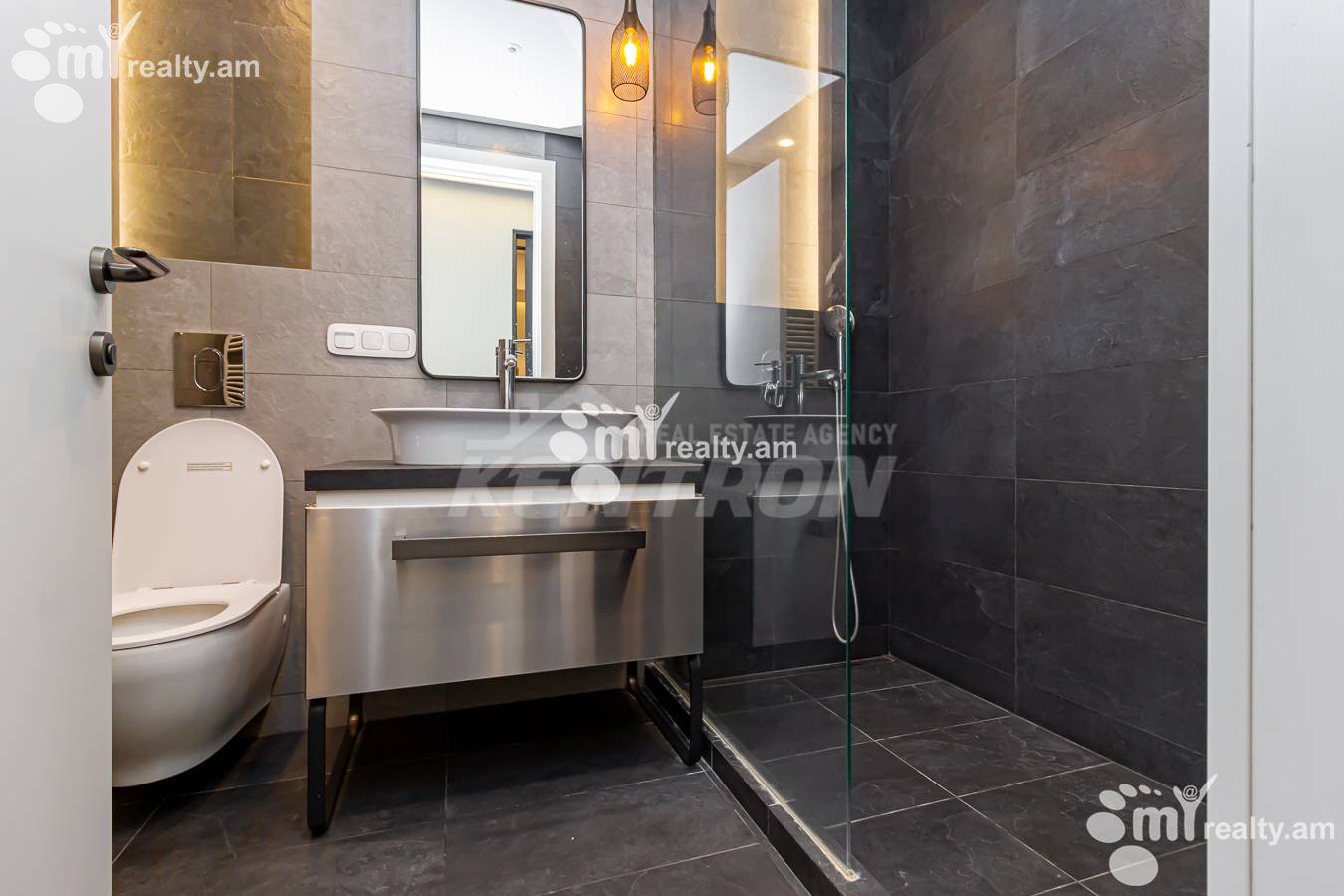 3 bedroom apartment for sale Nalbandyan St, Center Yerevan, 151864