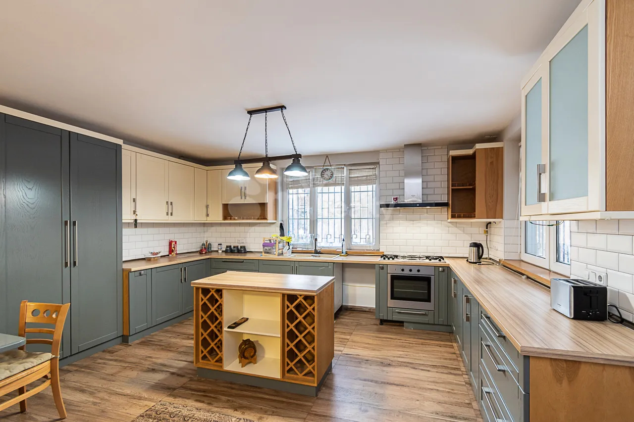 Առանձնատուն  Վահագնի թաղ., Վահագնի թաղամաս Երևան, 159113