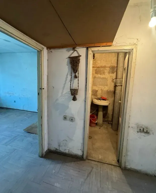 3 bedroom apartment for sale خیابان سایات نووآ, مرکز شهر ایروان, 160195