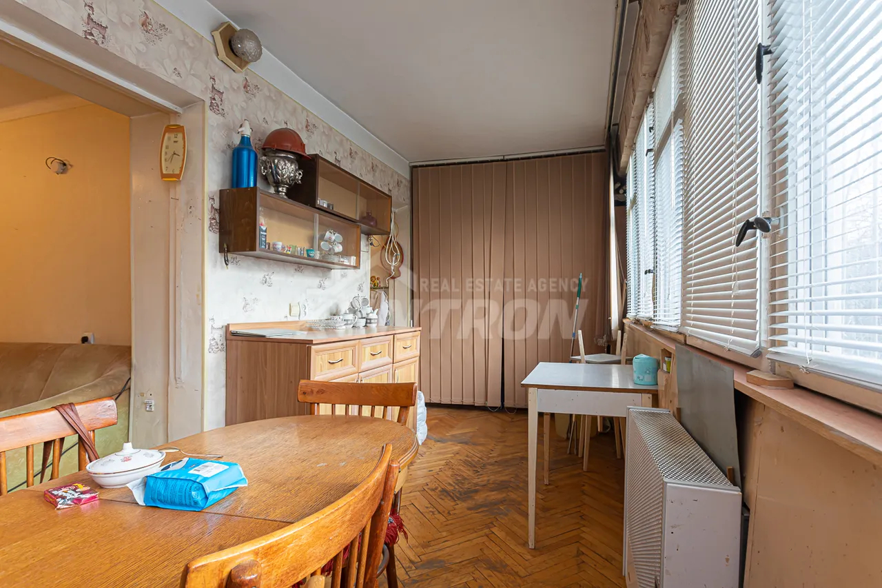 3 bedroom apartment for sale Buzand St, Center Yerevan, 158422