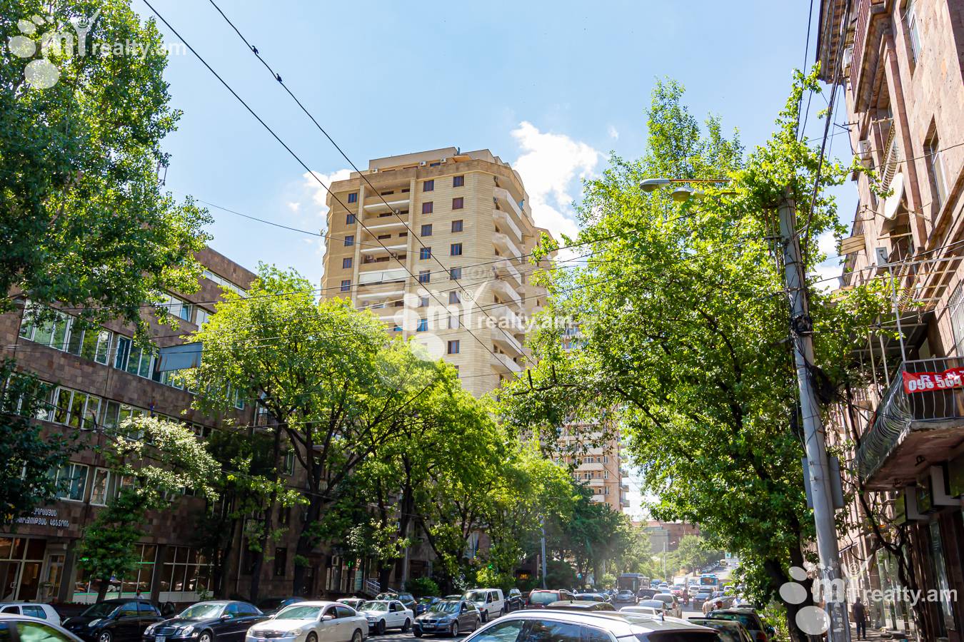 Купить 5 комнатную квартиру Баграмян пр(Кентрон), Центр Ереван, 151292