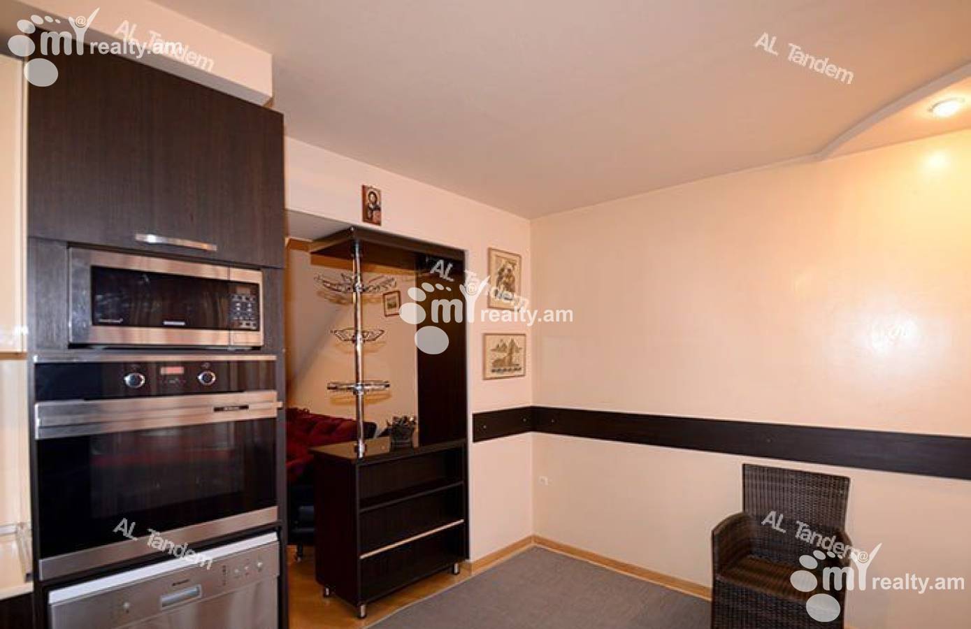 5 սենյականոց բնակարան  Վ.Վաղարշյան փող, Արաբկիր Երևան, 160183