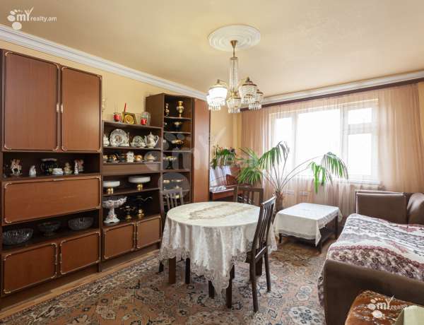 bnakaran/4-senyakanoc/E.+Qochar+St/Center/Yerevan