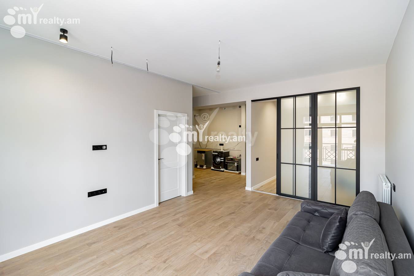 3 bedroom apartment for sale خیابان میکویان, داوتاشِن ایروان, 150520