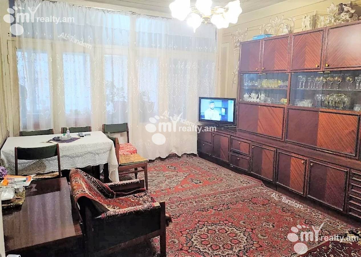 3 bedroom apartment for sale Vardanants St, Center Yerevan, 132417