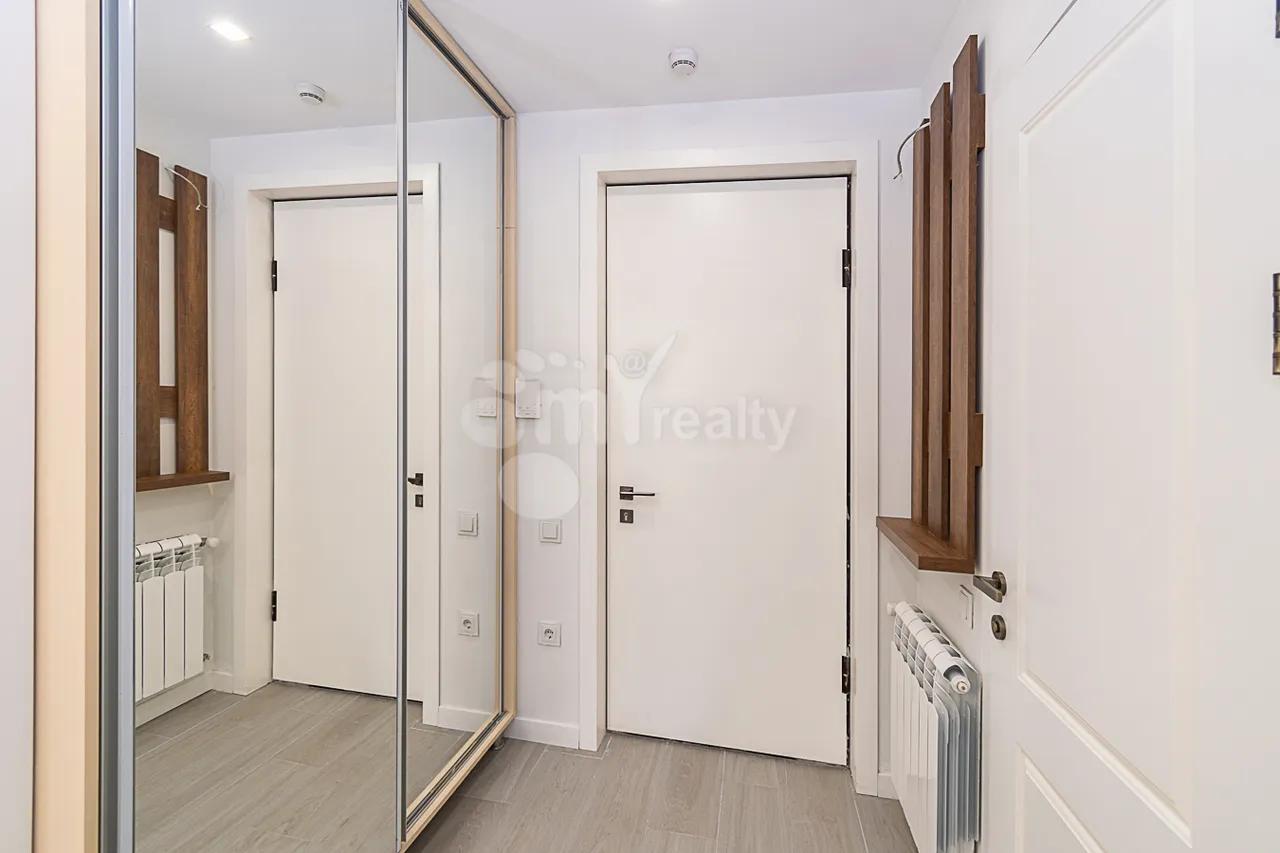 3 bedroom apartment for sale Antarayin, G.Emin St, Center Yerevan, 159443