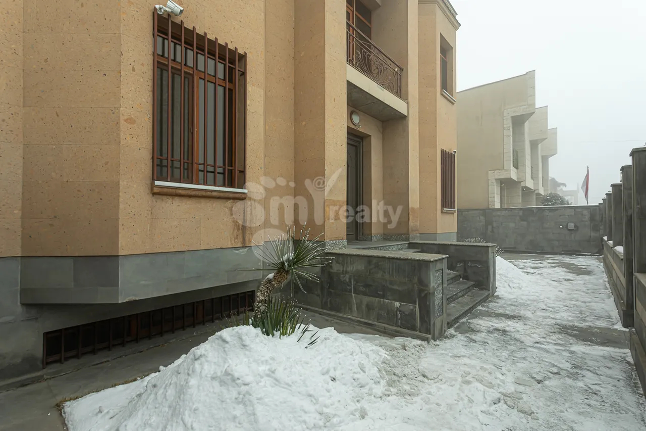 House for sale Tsarav Aghbyur St, Awan Yerevan, 159132