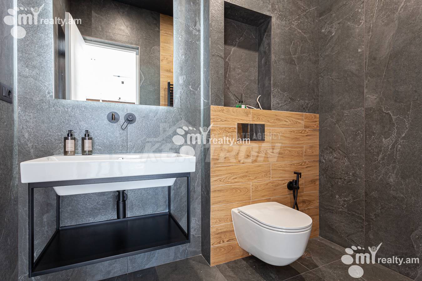 House for sale ناحیه V.., واهاگنی ایروان, 153749