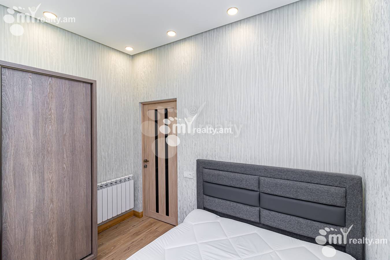 2 bedroom apartment for sale خیابان کومیتاس, عربگیر ایروان, 151503