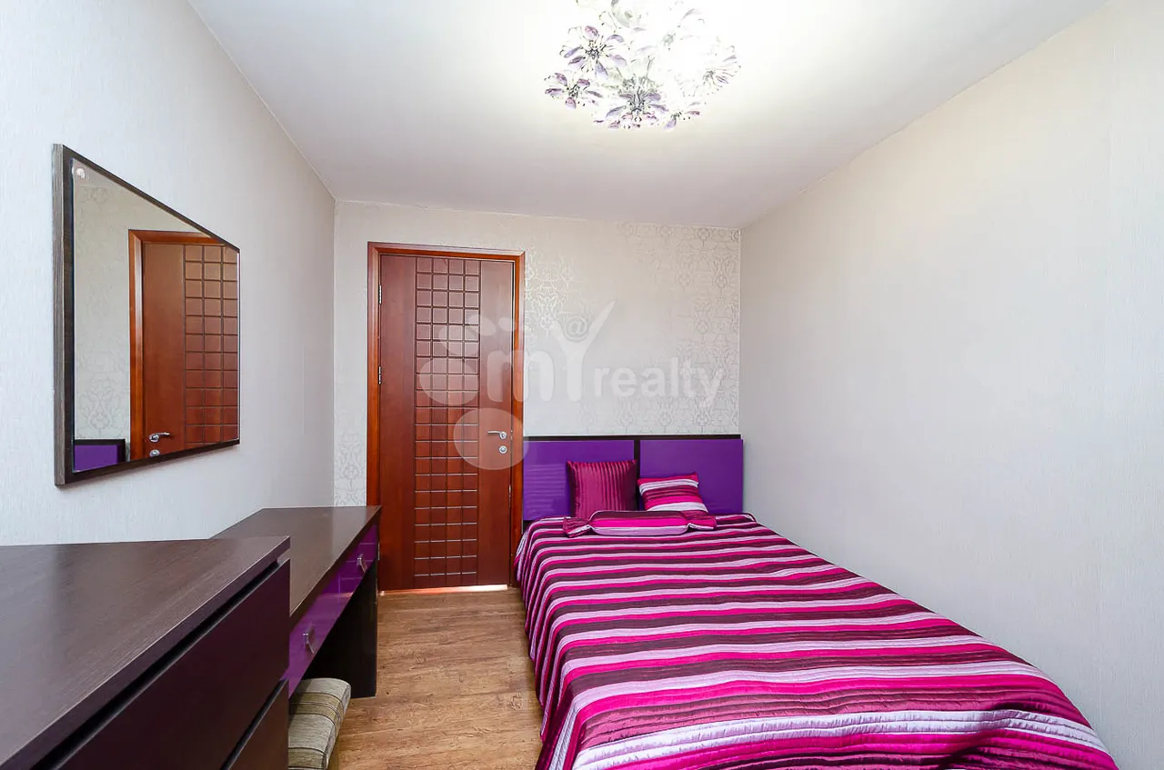 3 bedroom apartment for rent Hr.Kochar St, Arabkir Yerevan, 161922