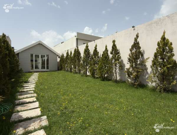 arandznatun-vacharq-Kotayk-Zovuni