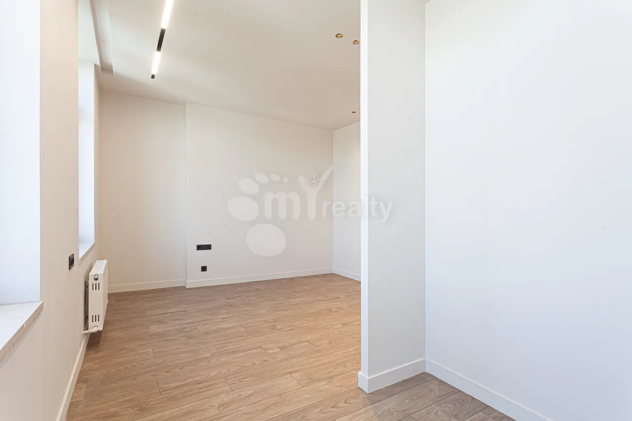 5 bedroom apartment for sale Orbeli Yeghbayrner   St, Arabkir Yerevan, 160863