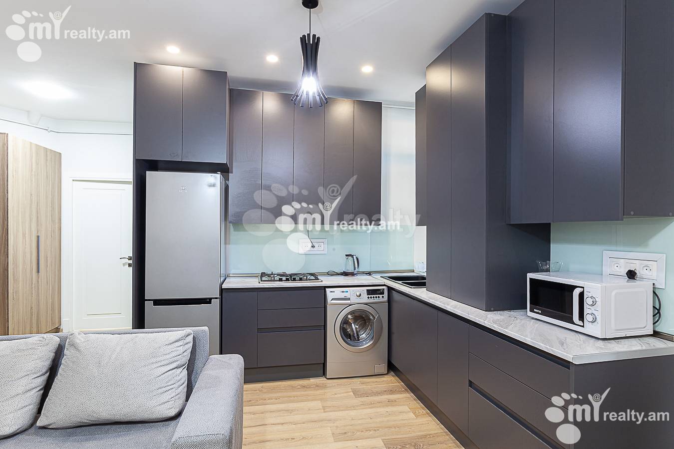 2 bedroom apartment for rent Heratsi St, Center Yerevan, 151298