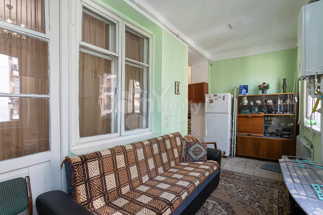 Купить 2 комнатную квартиру Терян ул, Центр Ереван, 159868