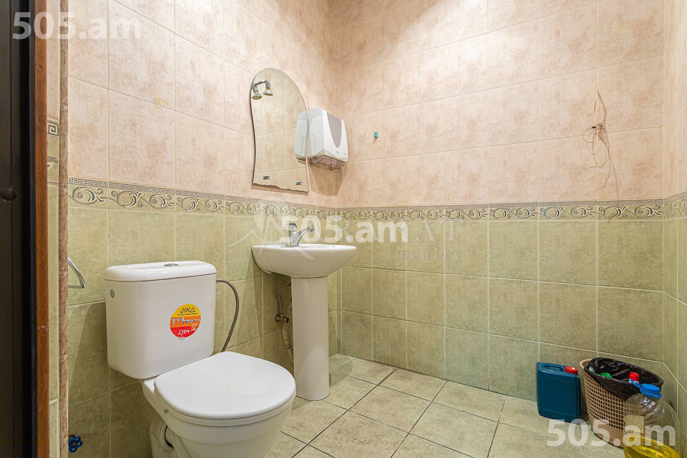 Commercial for rent خیابان اِ. کوچار, مرکز شهر ایروان, 156375