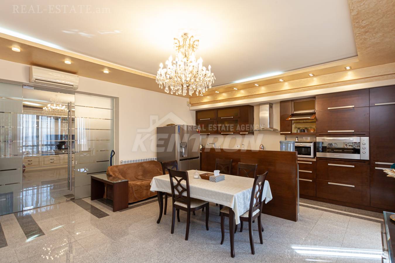 4 սենյականոց բնակարան  Համբարձումյան փող, Արաբկիր Երևան, 139649